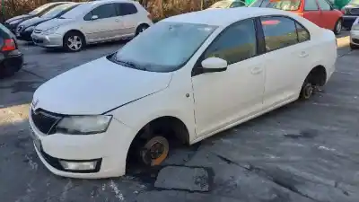 Scrapping Vehicle skoda rapid active of the year 2015 powered cayc Scrapping Vehicle skoda rapid active of the year 2015 powered cayc