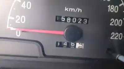 Veículo de Sucata hyundai trajet (fo) 2.0 crdi gls do ano 2002 alimentado 