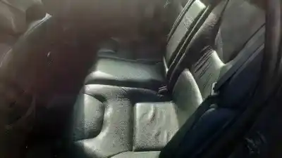 Veículo de Sucata volvo xc70 ii (136) d5 awd do ano 2006 alimentado d5244t4