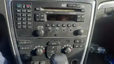 Veículo de Sucata volvo xc70 ii (136) d5 awd do ano 2006 alimentado d5244t4