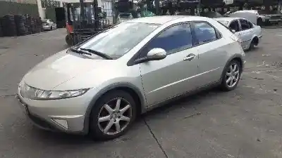 Vehículo de desguace HONDA                                              CIVIC BERLINA (FN)                                                                                                                                                                                                                                         1.8 Type S                                                                                                                                                                                                                                                 del año 2008 con motor R18A2