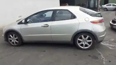 Здавання транспортного засобу honda civic berlina (fn) 1.8 type s року 2008 потужний r18a2