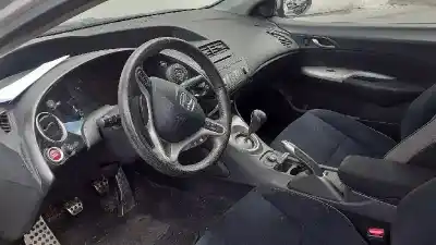 Здавання транспортного засобу honda civic berlina (fn) 1.8 type s року 2008 потужний r18a2