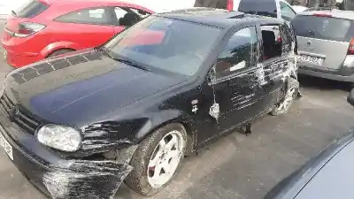 Vehicul casat VOLKSWAGEN GOLF IV BERLINA (1J1) Highline al anului 1999 alimentat AHF