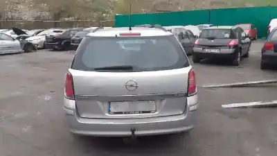 Veículo de Sucata opel astra h caravan enjoy do ano 2006 alimentado z 17 dth