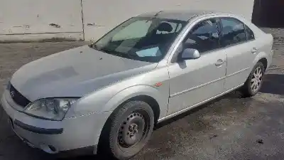 Veículo de Sucata FORD MONDEO BERLINA (GE) Trend do ano 2001 alimentado D6BA