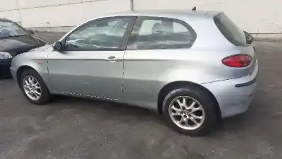Verschrottungsfahrzeug alfa romeo 147 (190) 1.6 16v cat des jahres 2001 angetrieben ar32104