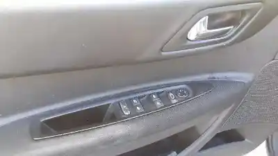 Veículo de Sucata citroen c4 berlina vtr plus do ano 2005 alimentado 9hy (dv6ted4)