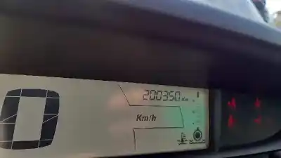 Veículo de Sucata citroen c4 berlina vtr plus do ano 2005 alimentado 9hy (dv6ted4)