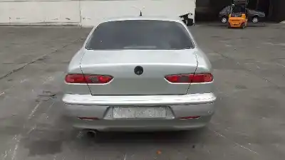 Здавання транспортного засобу alfa romeo 156 (116) 2.0 t.spark distinctive року 1999 потужний ar32301