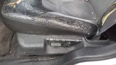 Véhicule à la ferraille volvo s80 berlina 2.5 d de l'année 1999 alimenté d 5252 t