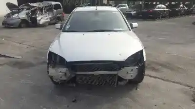 Veículo de Sucata ford mondeo berlina (ge) ghia do ano 2005 alimentado fmba