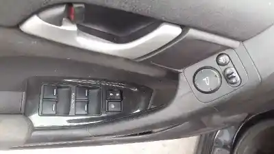Véhicule à la ferraille honda                                              accord tourer (cw)                                                                                                                                                                                                                                         luxury                                                                                                                                                                                                                                                     de l'année 2010 alimenté n22b1