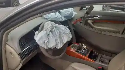 Sloopvoertuig audi a6 berlina (4f2) 2.0 tdi van het jaar 2004 aangedreven blb