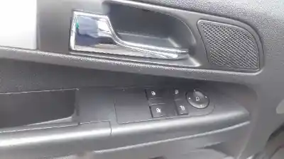 Sloopvoertuig opel zafira b enjoy van het jaar 2007 aangedreven z19dt