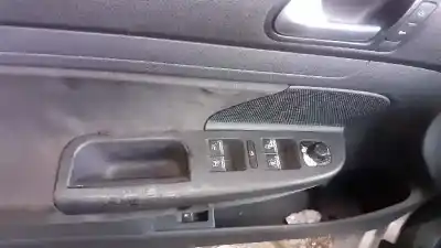 Здавання транспортного засобу volkswagen golf v berlina (1k1) trendline року 2005 потужний bse
