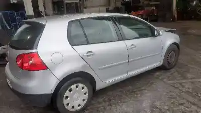Здавання транспортного засобу volkswagen golf v berlina (1k1) trendline року 2005 потужний bse