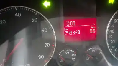 Здавання транспортного засобу volkswagen golf v berlina (1k1) trendline року 2005 потужний bse