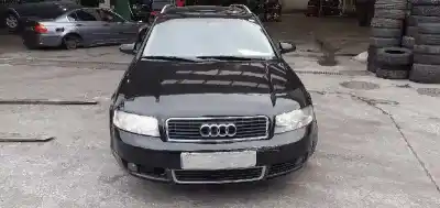 Veículo de Sucata audi a4 avant (8e) 1.9 tdi (96kw) do ano 2001 alimentado awx