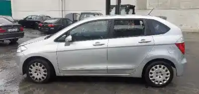 Здавання транспортного засобу honda fr-v (be) 2.2 i ctdi (be5) року 2007 потужний n22a1