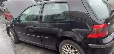 Veicolo di demolizione volkswagen golf iv berlina (1j1) highline dell'anno 2000 alimentato auy