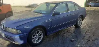 Veicolo di demolizione BMW SERIE 5 BERLINA (E39) 520d dell'anno 2003 alimentato M47204D1