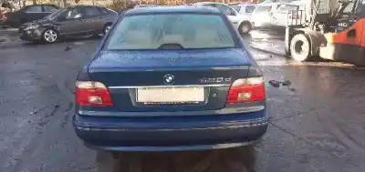 Veículo de Sucata bmw serie 5 berlina (e39) 520d do ano 2003 alimentado m47204d1