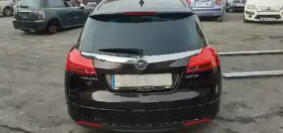 Sloopvoertuig opel insignia sports tourer sport 4x4 van het jaar 2011 aangedreven a20dth