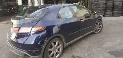 Veicolo di demolizione honda civic berlina 5 (fk) 1.8 executive dell'anno 2006 alimentato r18a2