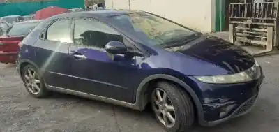 Veicolo di demolizione honda civic berlina 5 (fk) 1.8 executive dell'anno 2006 alimentato r18a2