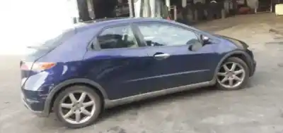 Veicolo di demolizione honda civic berlina 5 (fk) 1.8 executive dell'anno 2006 alimentato r18a2