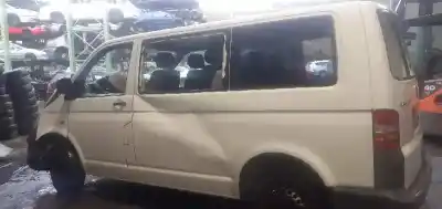 Здавання транспортного засобу volkswagen t5 transporter/furgoneta 2.5 tdi року 2007 потужний bnz