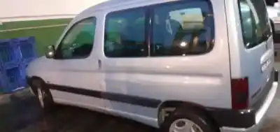 Здавання транспортного засобу peugeot partner (s1) combispace року 2002 потужний rhy (dw10td)