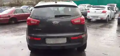 Vehicul casat kia sportage emotion 4x2 al anului 2013 alimentat d4fd