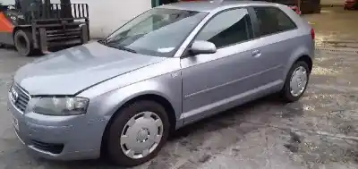 Утилизация автомобиля AUDI A3 (8P) 1.6 FSI Ambiente 116 CV / 85 KW года 2004 питание BAG