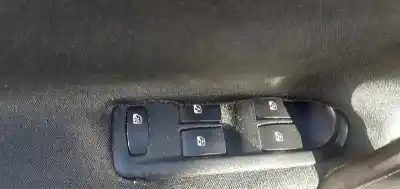 Здавання транспортного засобу renault scenic ii confort dynamique року 2006 потужний f9q804