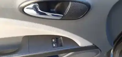 Sloopvoertuig seat leon (1p1) comfort limited van het jaar 2008 aangedreven bxe