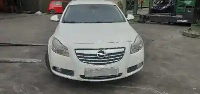 Здавання транспортного засобу opel insignia sports tourer sport 4x4 року 2010 потужний a20dth