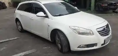 Здавання транспортного засобу opel insignia sports tourer sport 4x4 року 2010 потужний a20dth