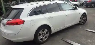 Здавання транспортного засобу opel insignia sports tourer sport 4x4 року 2010 потужний a20dth