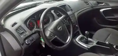 Здавання транспортного засобу opel insignia sports tourer sport 4x4 року 2010 потужний a20dth