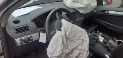 Здавання транспортного засобу opel astra h gtc (a04) 1.7 cdti (l08) року 2004 потужний z17dth