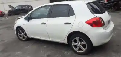 Здавання транспортного засобу toyota auris (_e15_) 2.0 d-4d (ade150_) року 2007 потужний 1ndtv