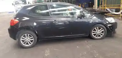 Veículo de Sucata toyota auris active do ano 2009 alimentado 1nr