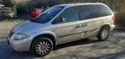 Véhicule à la ferraille CHRYSLER VOYAGER (RG) 2.5 CRD SE Grand Voyager de l'année 2003 alimenté VM07C