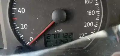 Véhicule à la ferraille volkswagen polo (9n3) advance de l'année 2008 alimenté bnm