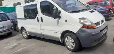 Veicolo di demolizione RENAULT                                            TRAFIC                                                                                                                                                                                                                                                     2.5 D 5P                                                                                                                                                                                                                                                   dell'anno 2004 alimentato 