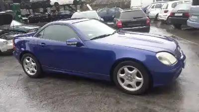 Verschrottungsfahrzeug mercedes-benz clase slk (w170) roadster 230 compressor (170.449) des jahres 2002 angetrieben m111983
