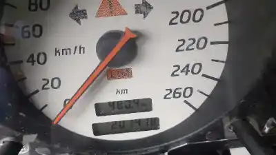 Verschrottungsfahrzeug mercedes-benz clase slk (w170) roadster 230 compressor (170.449) des jahres 2002 angetrieben m111983