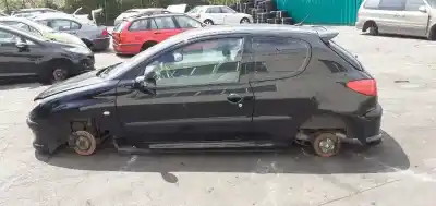 Здавання транспортного засобу peugeot 206 berlina 1.6 16v cat року 1998 потужний 